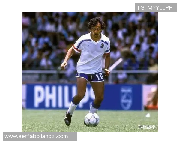 足球明星巅峰时期的辉煌成就与传奇瞬间回顾